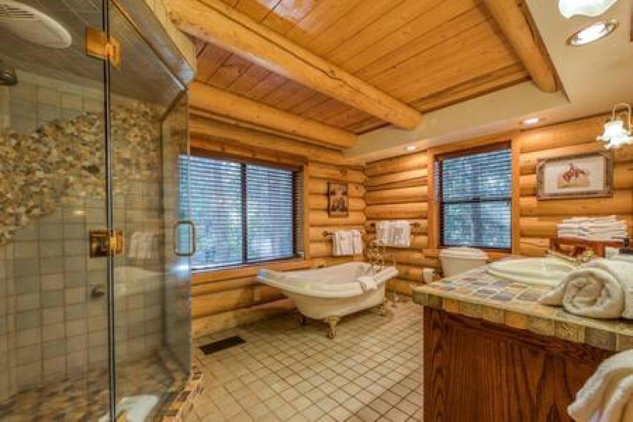 Eagles Nest - Natural Log Cabin With Guest House Idyllwild Exterior foto